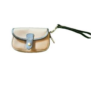 DOONEY & BOURKE wristlet